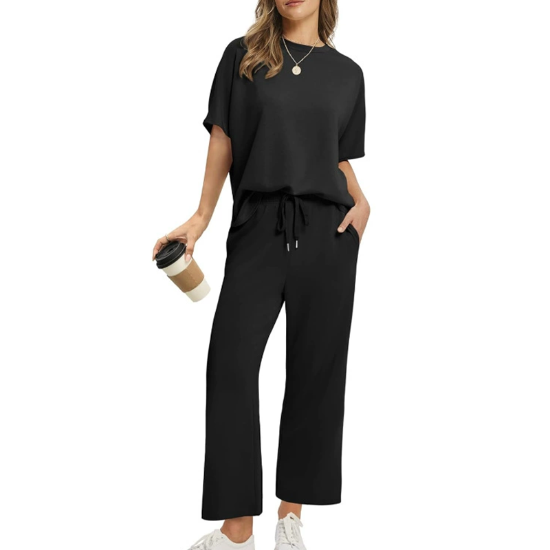 Sarah Lounge Set – Women’s Casual Two-Piece with Drawstring Waist & Slim Ankle Pants