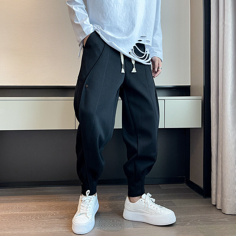 Elias Men’s Joggers – Velvet Cotton with Tapered Fit and Functional Pockets