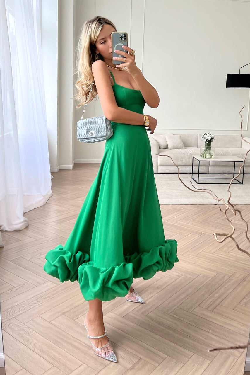 Celeste Long Sleeve Maxi Dress – Flowing Silhouette & Defined Waist for Elegant Occasions