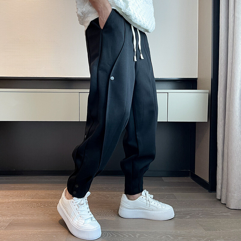 Elias Men’s Joggers – Velvet Cotton with Tapered Fit and Functional Pockets