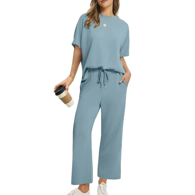 Sarah Lounge Set – Women’s Casual Two-Piece with Drawstring Waist & Slim Ankle Pants