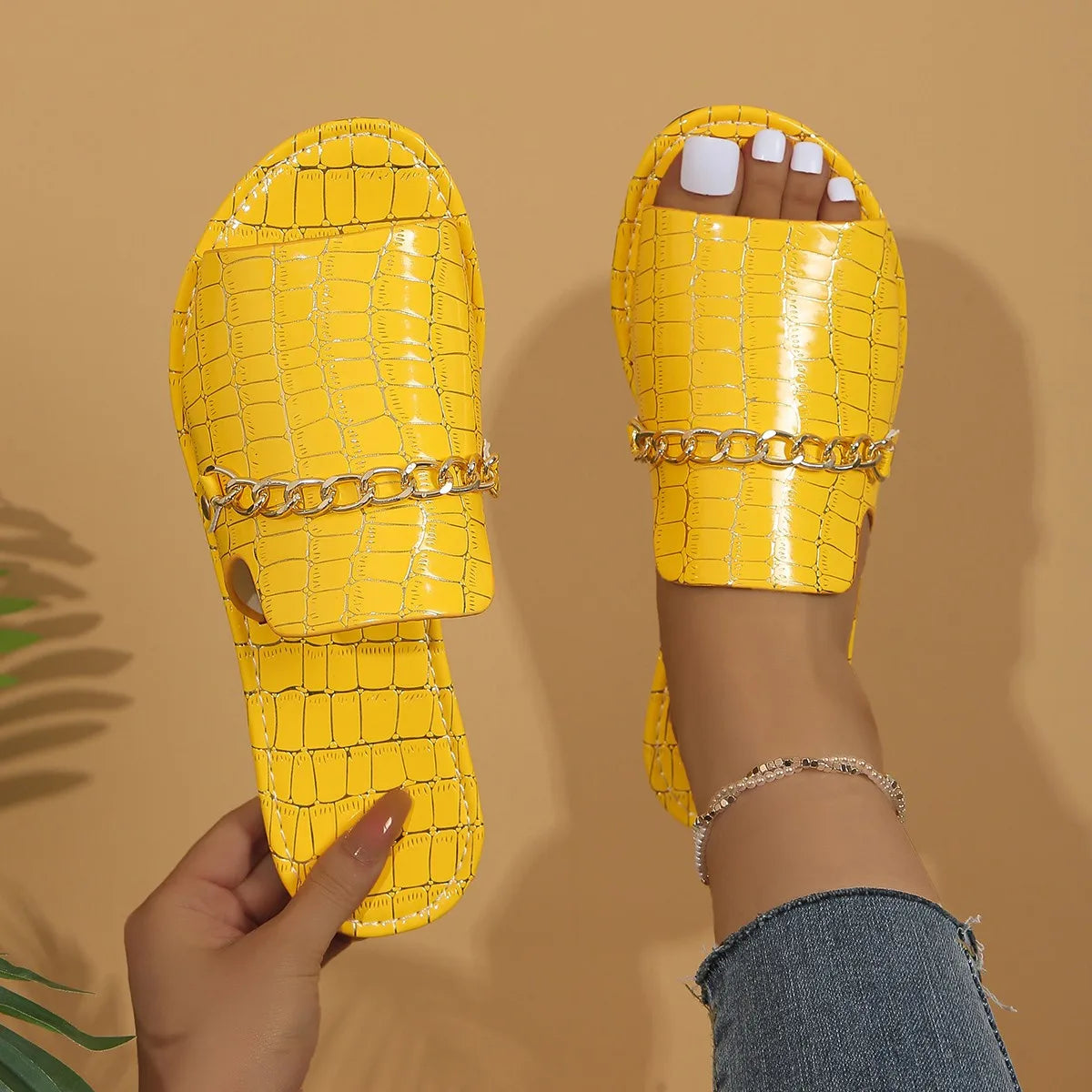 Florence Women’s Slip On Sandals – PU Chain Detail Flats for Summer & Beach Wear