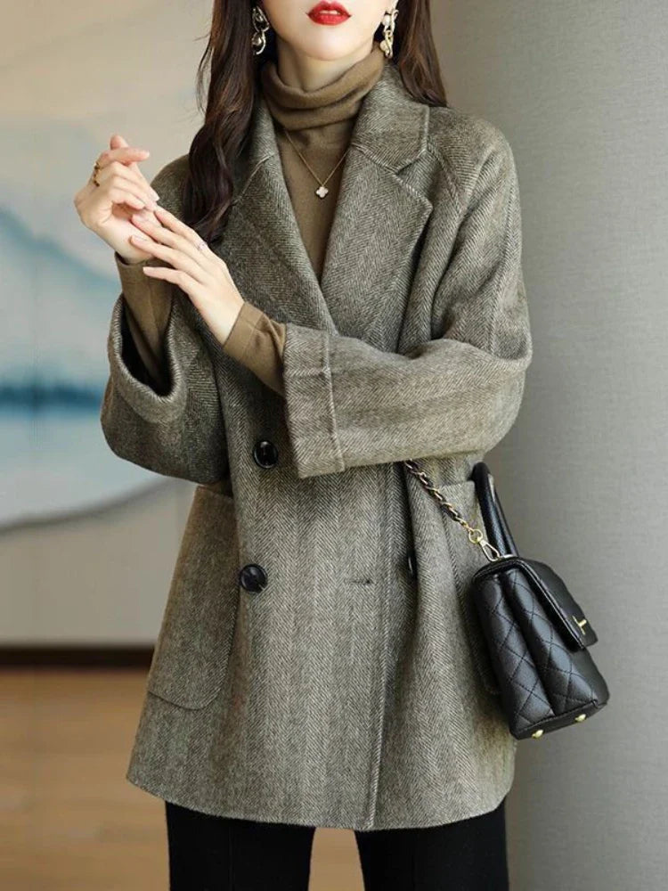 Elara Women’s Trench Coat – Double-Breasted Wool Blend with Tailored Fit