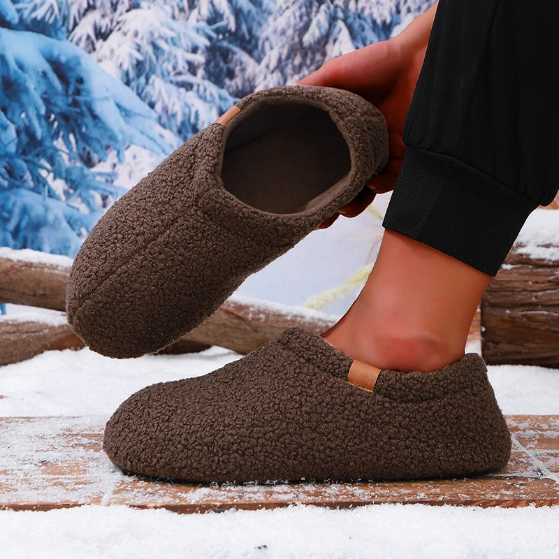 Lucien Teddy Fleece Slides – Ultra-Soft Indoor & Outdoor Slippers
