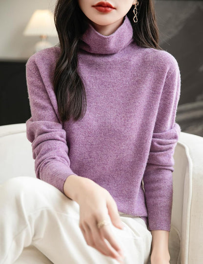 Elara Women’s Turtleneck Sweater – Merino Wool Seamless Knit for Winter Comfort