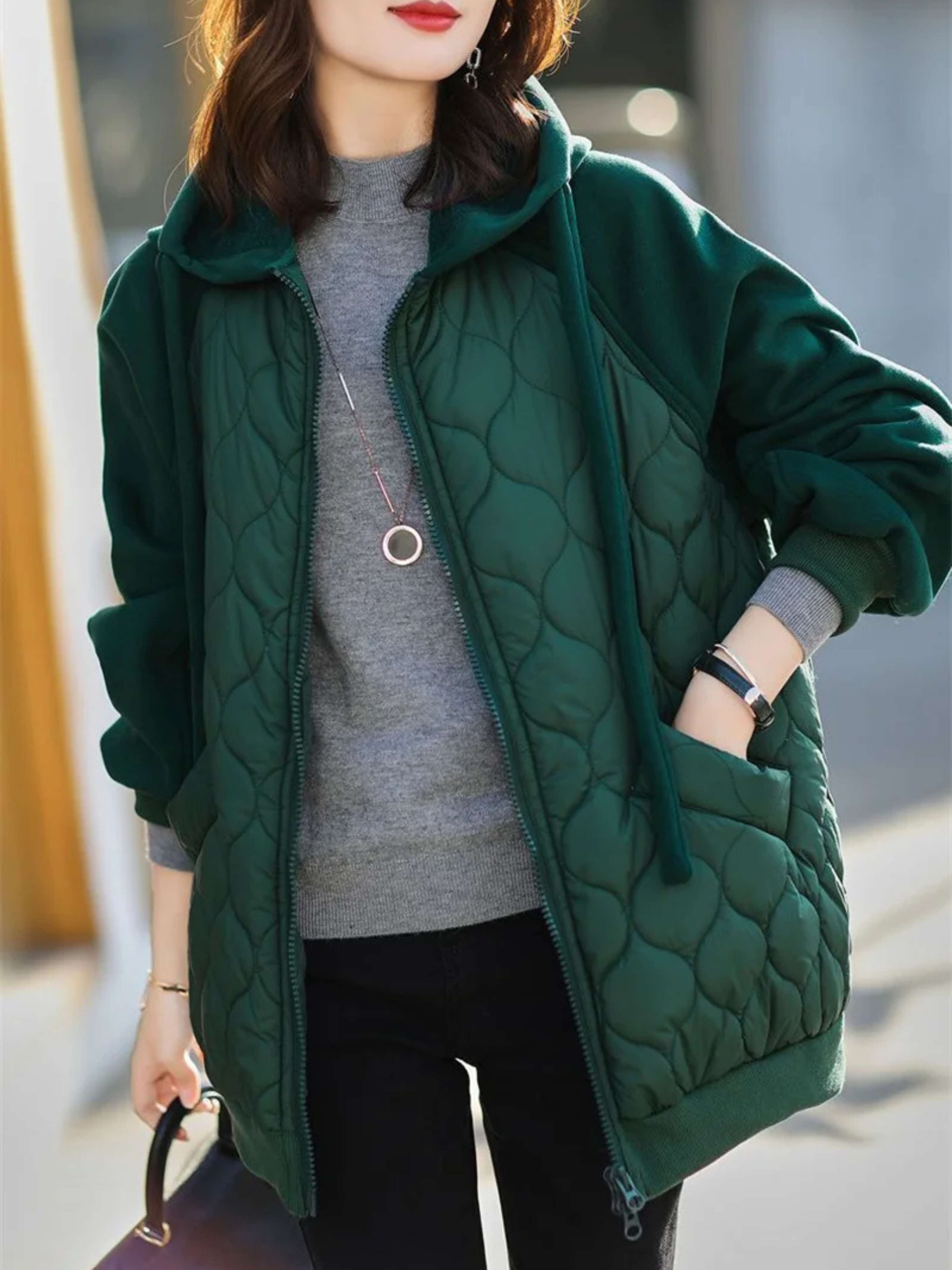 Colette Women’s Quilted Hoodie Jacket – Fleece-Lined Oversized Winter Coat