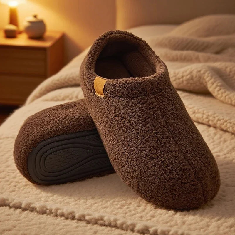 Lucien Teddy Fleece Slides – Ultra-Soft Indoor & Outdoor Slippers