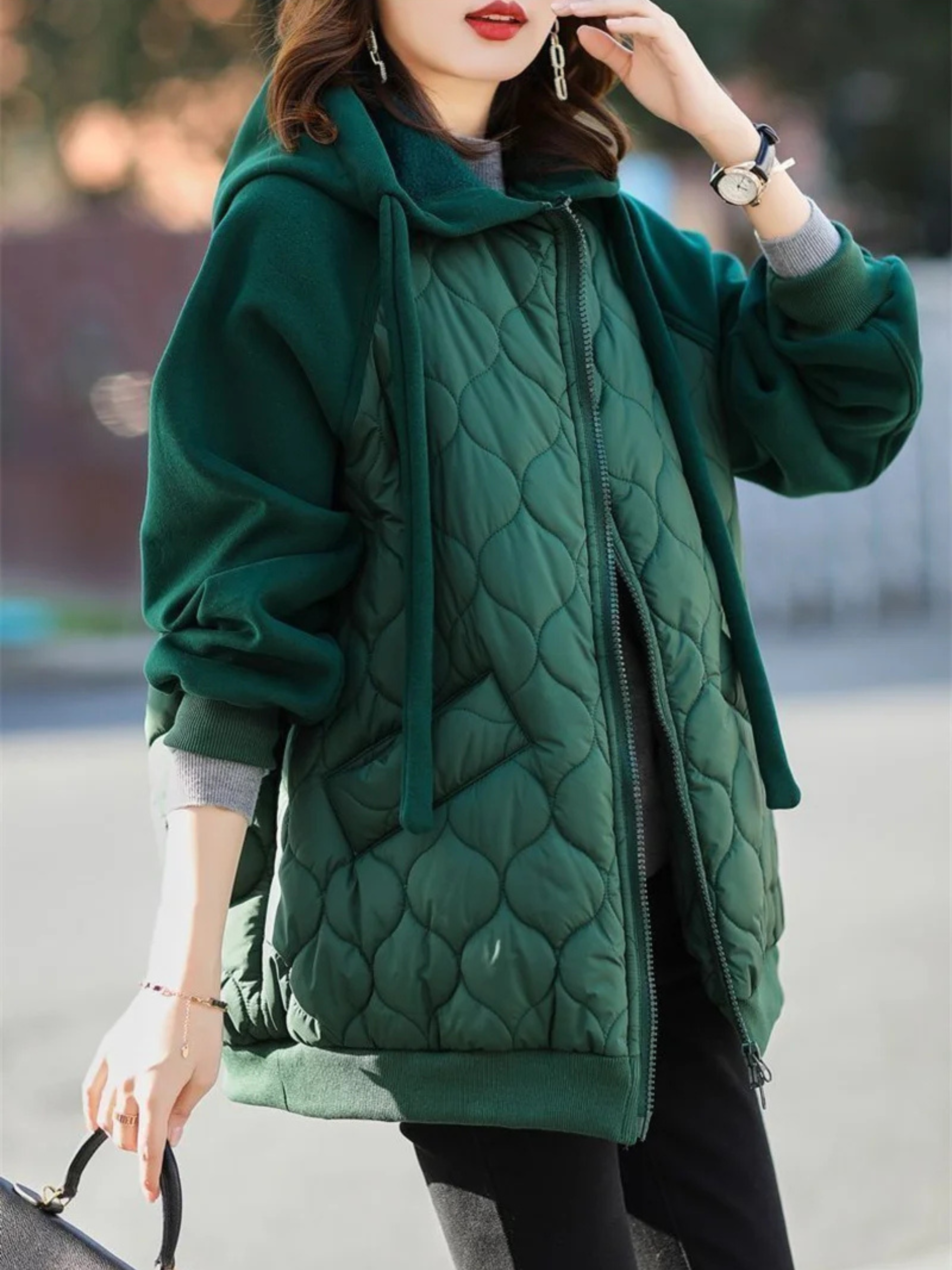 Colette Women’s Quilted Hoodie Jacket – Fleece-Lined Oversized Winter Coat