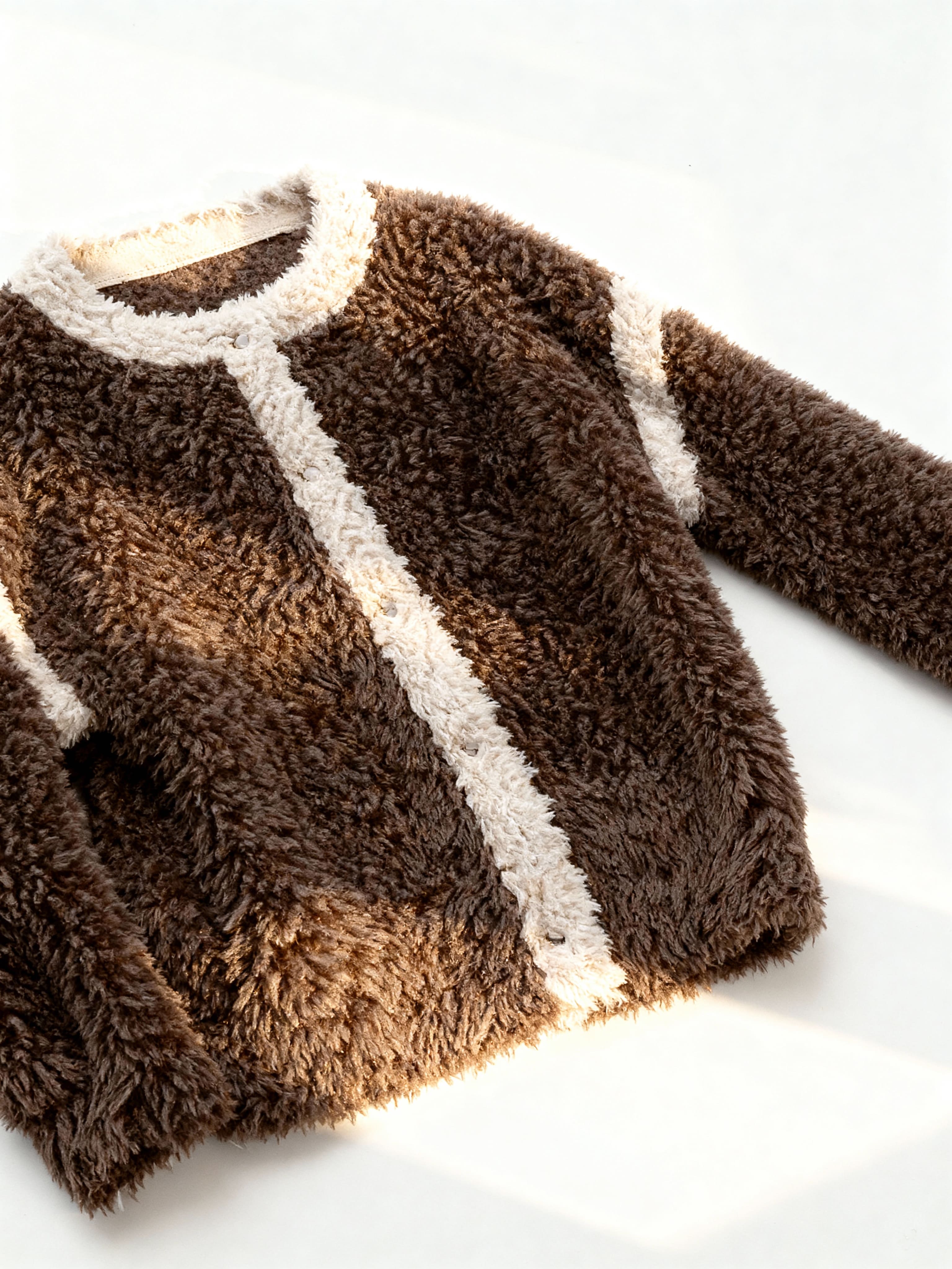 Winslow Women’s Sherpa Jacket – Plush Fleece with Contrast Trim