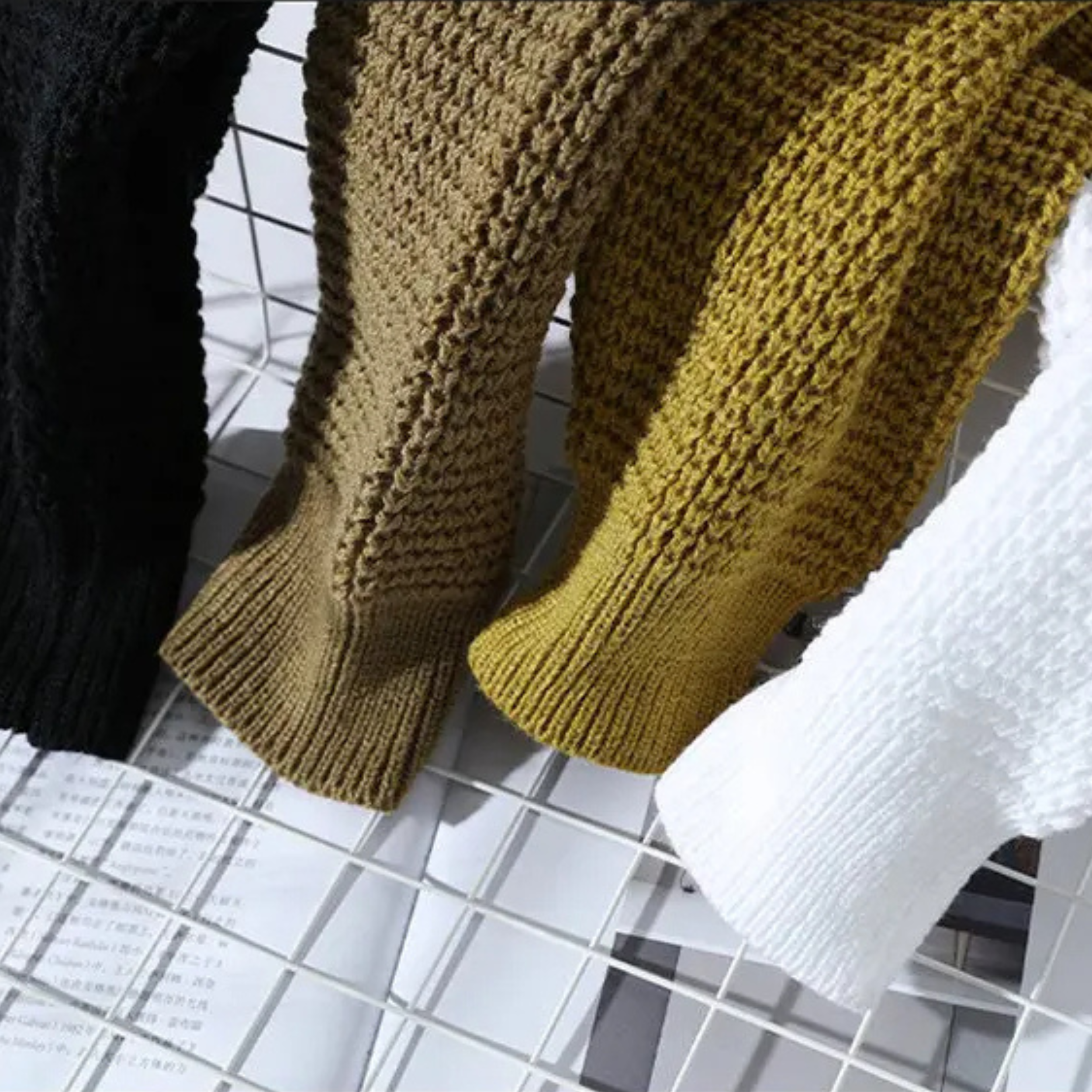 Brisbane Men’s Knit Sweater – Waffle Ribbed Trim Crewneck Sweater