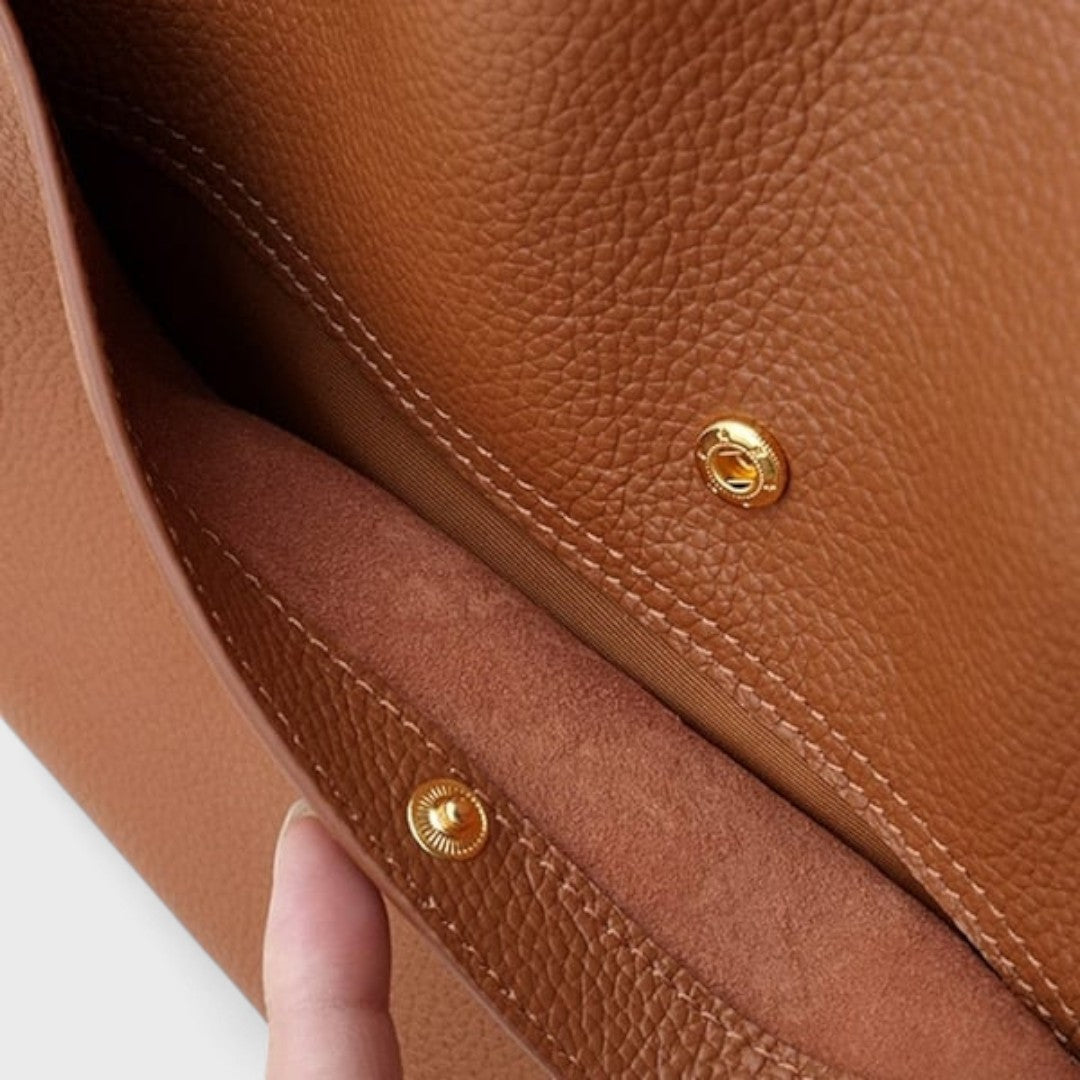 Livia Women’s Leather Shoulder Bag – Spacious Everyday Handbag