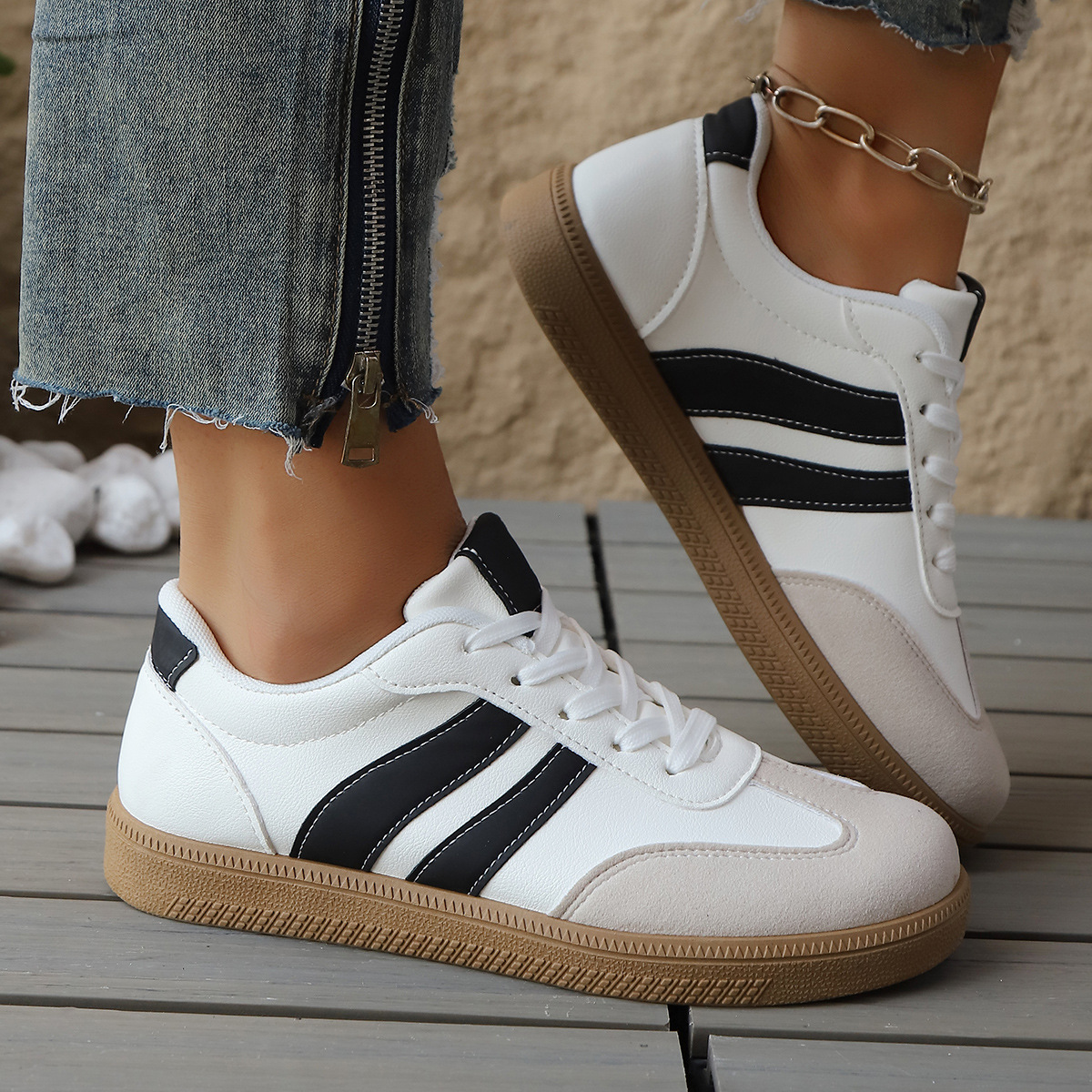 Donatella Leather Vintage Sneakers – Cushioned Suede Lightweight Casual Shoes