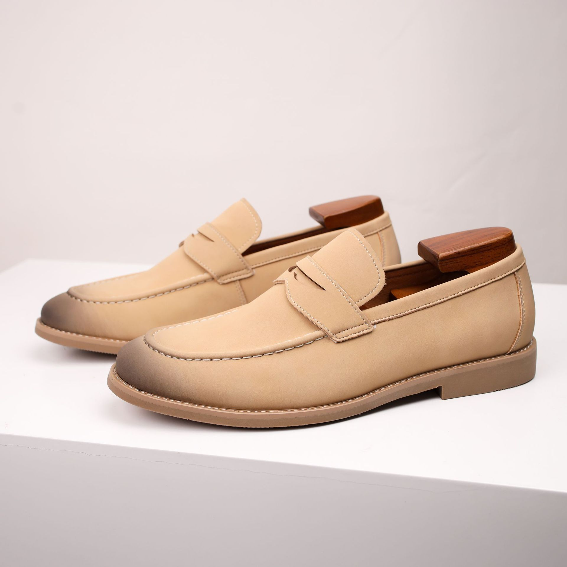 Tobias Men's Classic Leather Loafers – Soft Matte Finish & Cushioned Comfort