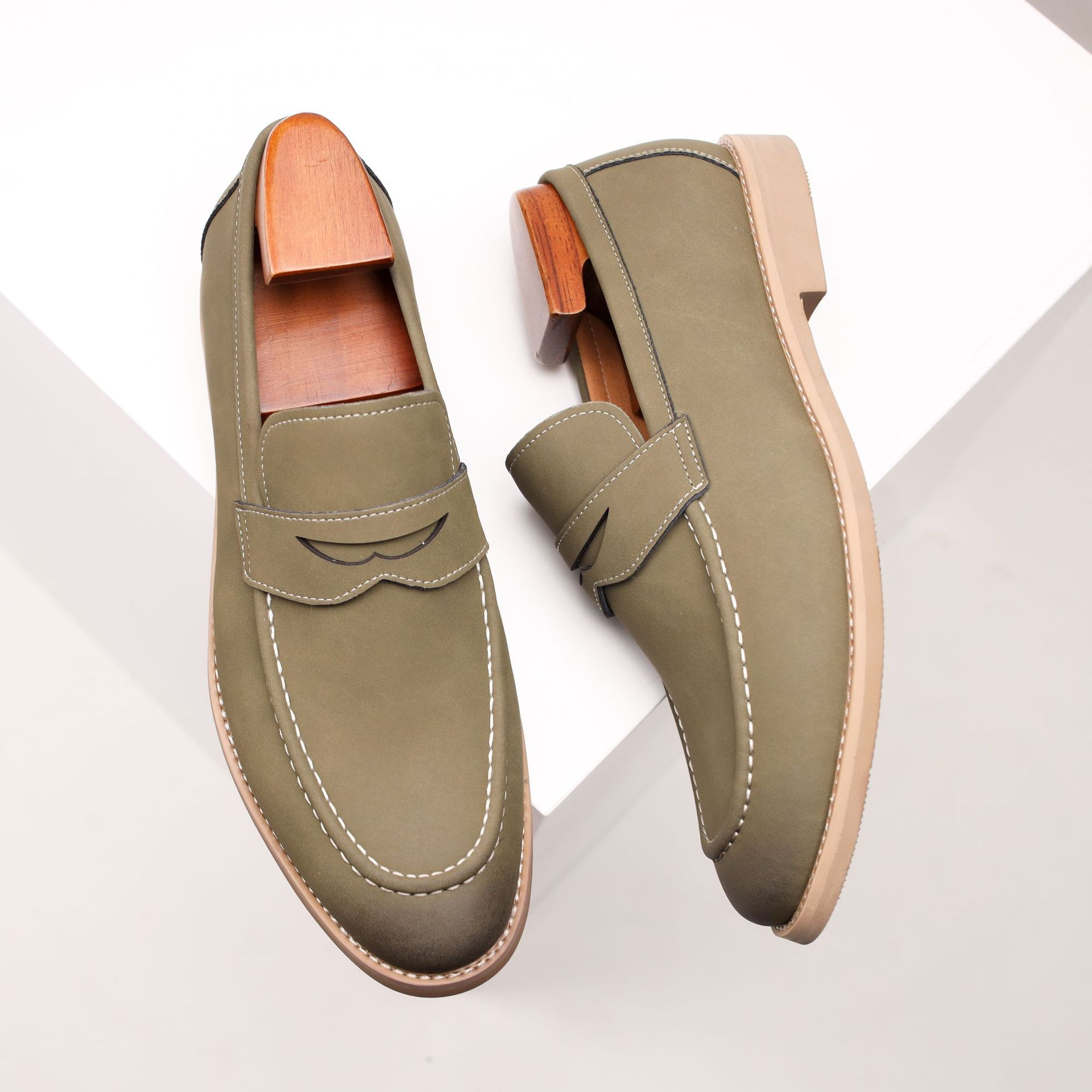 Tobias Men's Classic Leather Loafers – Soft Matte Finish & Cushioned Comfort