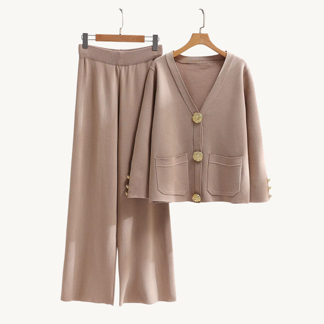 Celeste Knit Lounge Set – Soft Ribbed Texture & Relaxed Fit for Cold Days
