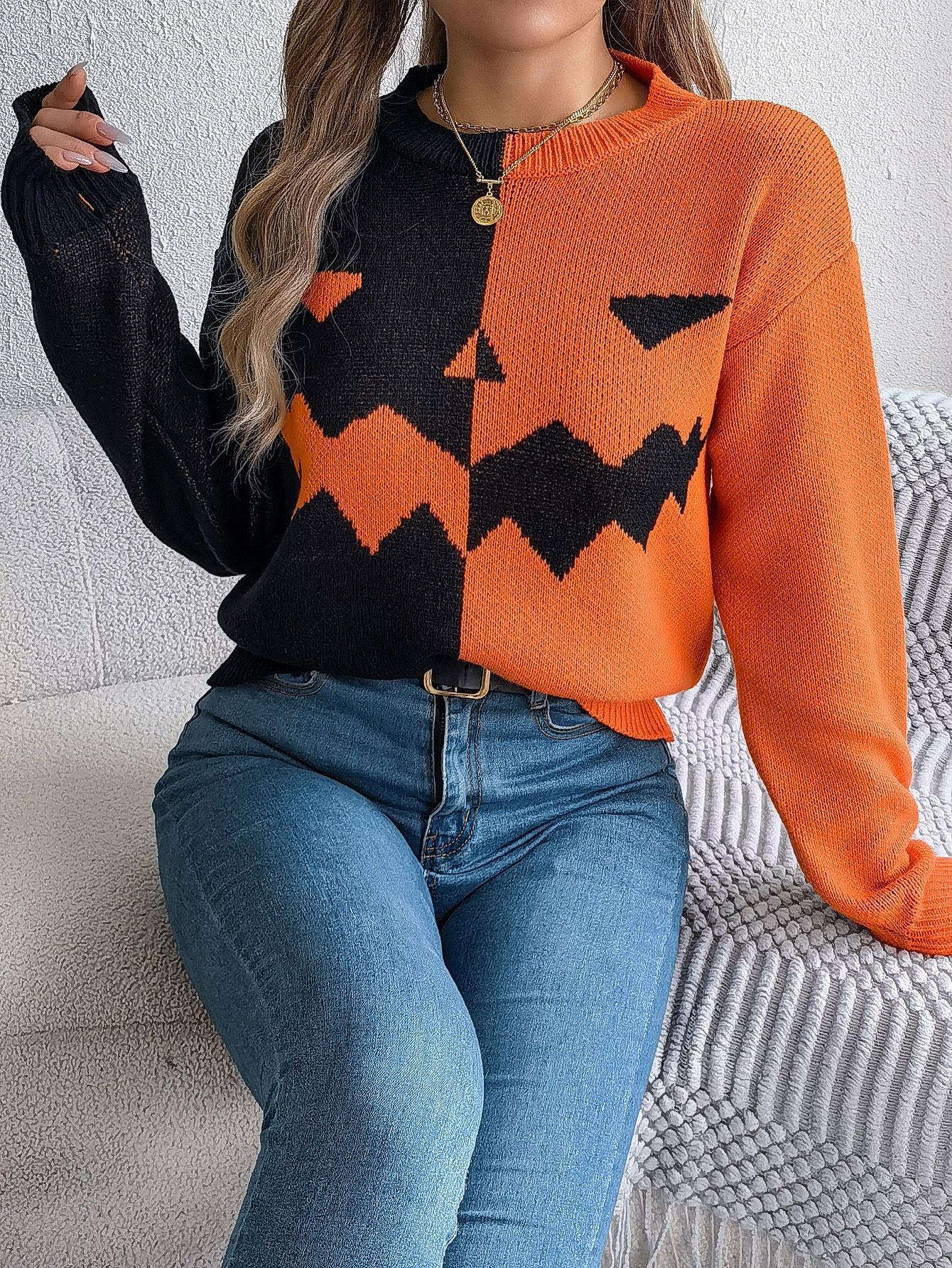 Chloe Women’s Knit Sweater – Jack-O’-Lantern Design Jumper