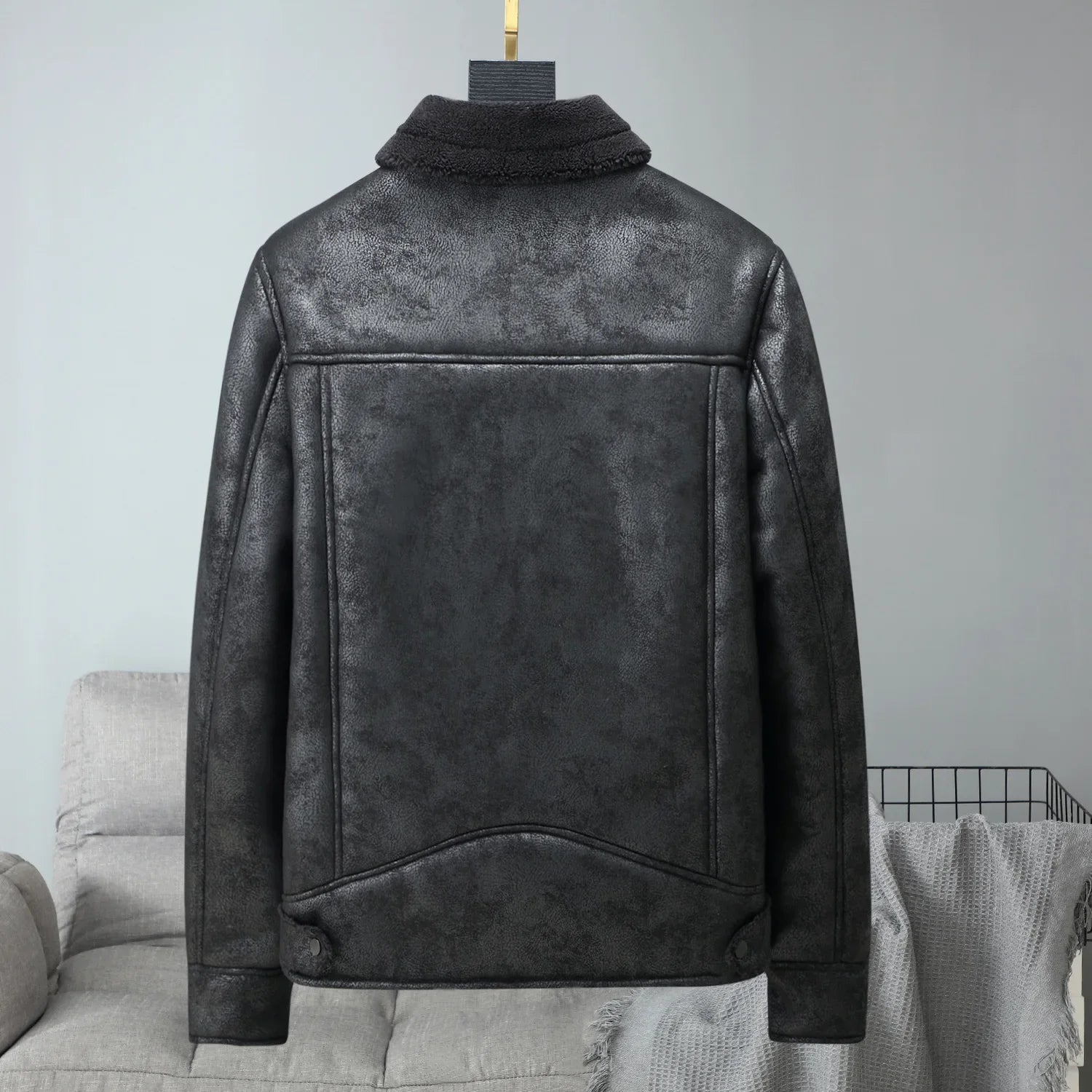 Maxwell Men’s Shearling Coat – Suede-Style Exterior with Full Winter Insulation