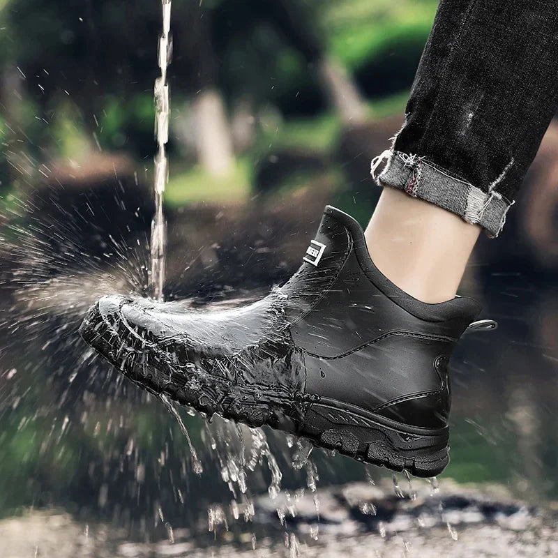 Harlow Men’s Waterproof Winter Boots – Insulated Slip-On Ankle Boots Design