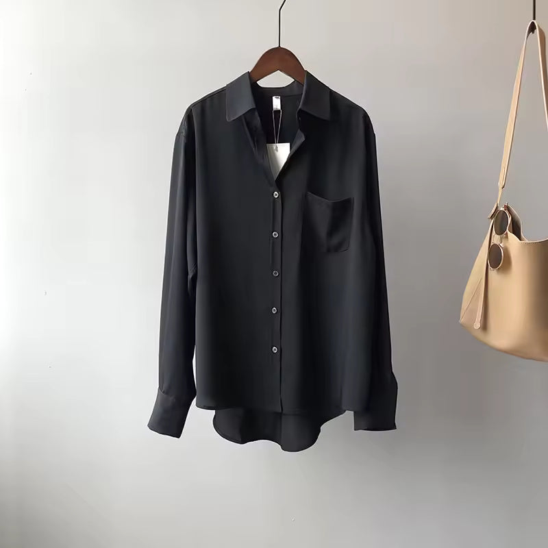 Marian Women’s Silk Blouse – Contrast Collar with Button-Front Design