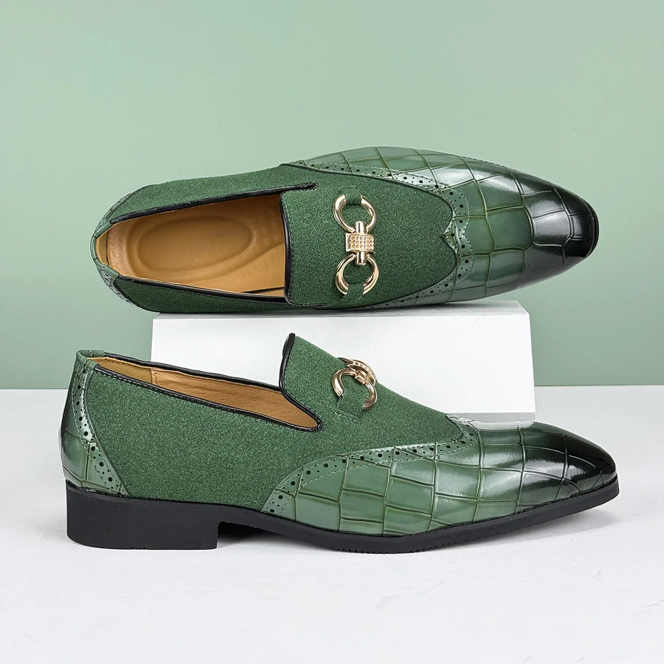 Nardo Men’s Leather & Suede Loafers – Cushioned Comfort with Gold Detail