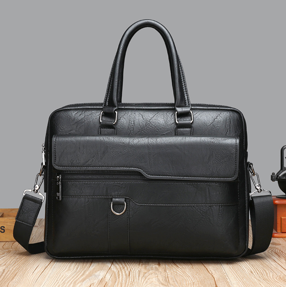 Everett Men’s Leather Business Handbag – Structured Water-Resistant Work Bag