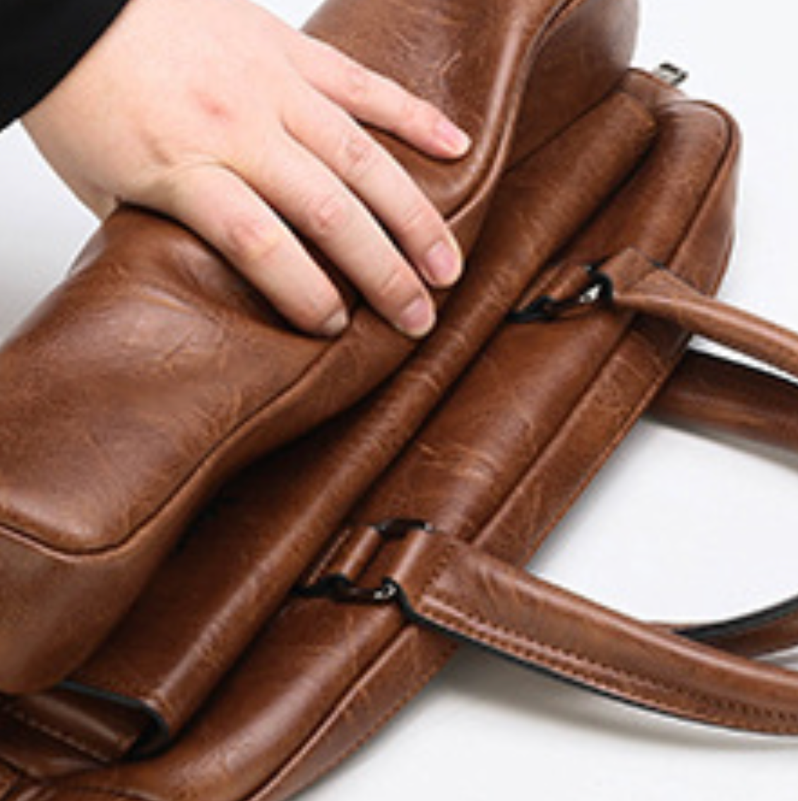 Everett Men’s Leather Business Handbag – Structured Water-Resistant Work Bag