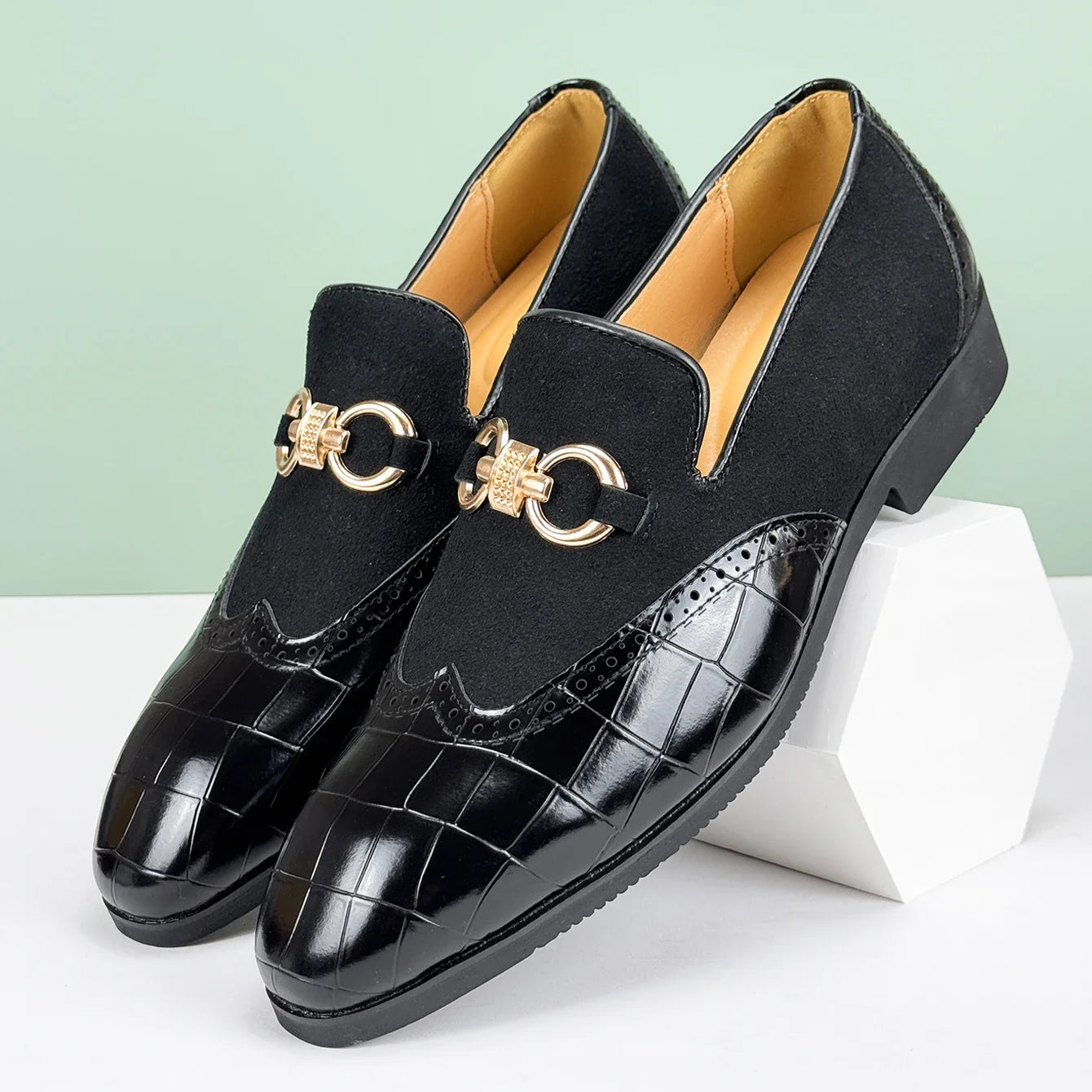 Nardo Men’s Leather & Suede Loafers – Cushioned Comfort with Gold Detail
