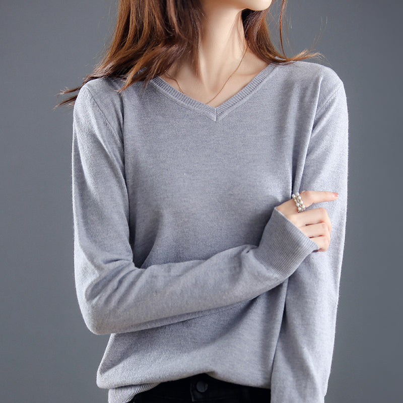 Angie V-Neck Women's Sweater – Premium Wool Blend with Relaxed Tailored Fit