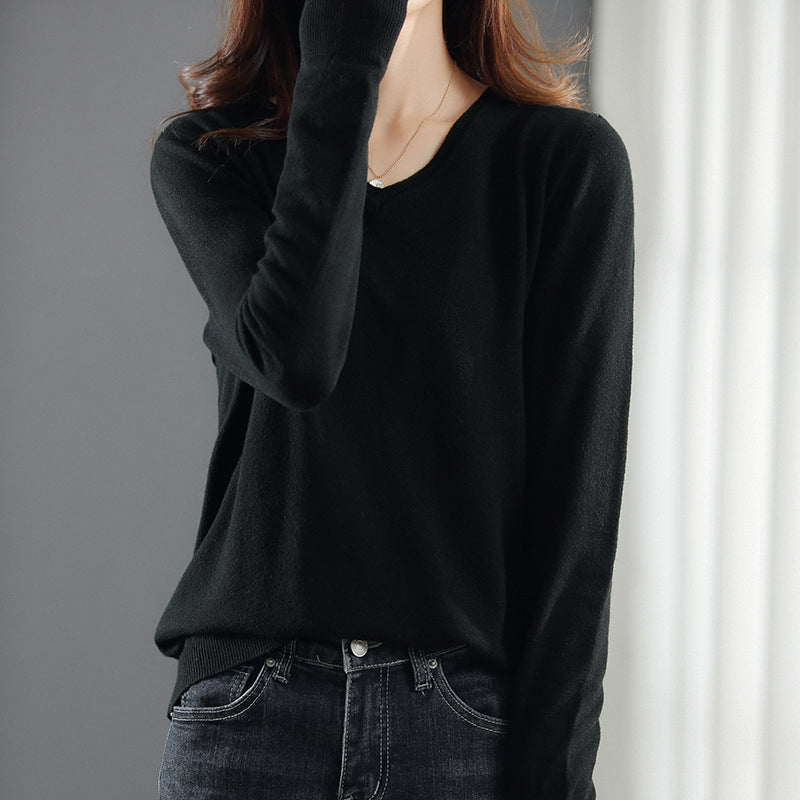 Angie V-Neck Women's Sweater – Premium Wool Blend with Relaxed Fit