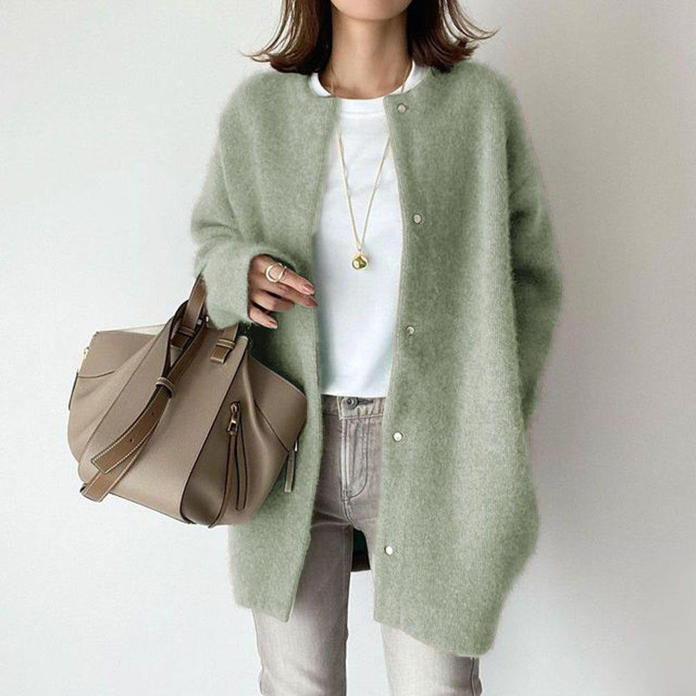 Amelia Women’s Wool Cardigan – Relaxed Fit & Handy Pockets
