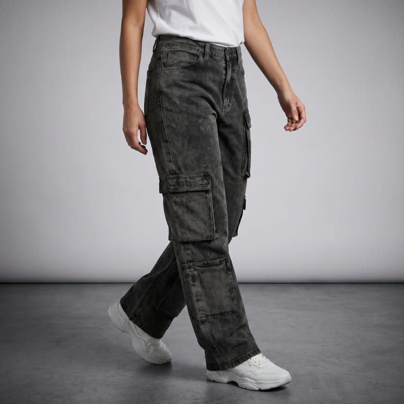 Alessia Acid Wash Cargo Pants – High-Waist Relaxed Streetwear Trousers