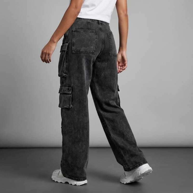 Alessia Acid Wash Cargo Pants – High-Waist Relaxed Streetwear Trousers