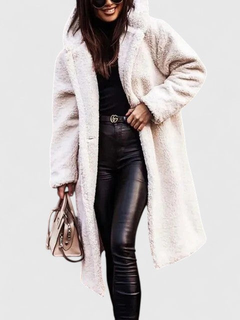 Saphina Winter Coat – Tailored Women’s Jacket for Cold Seasons