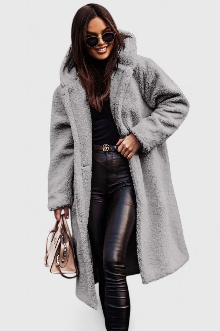 Saphina Winter Coat – Tailored Women’s Jacket for Cold Seasons