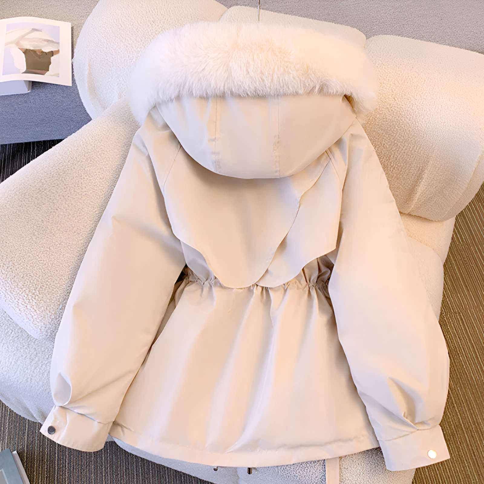 Amara Women’s Winter Coat – Padded Warm Design with Hood & Water-Resistant Finish