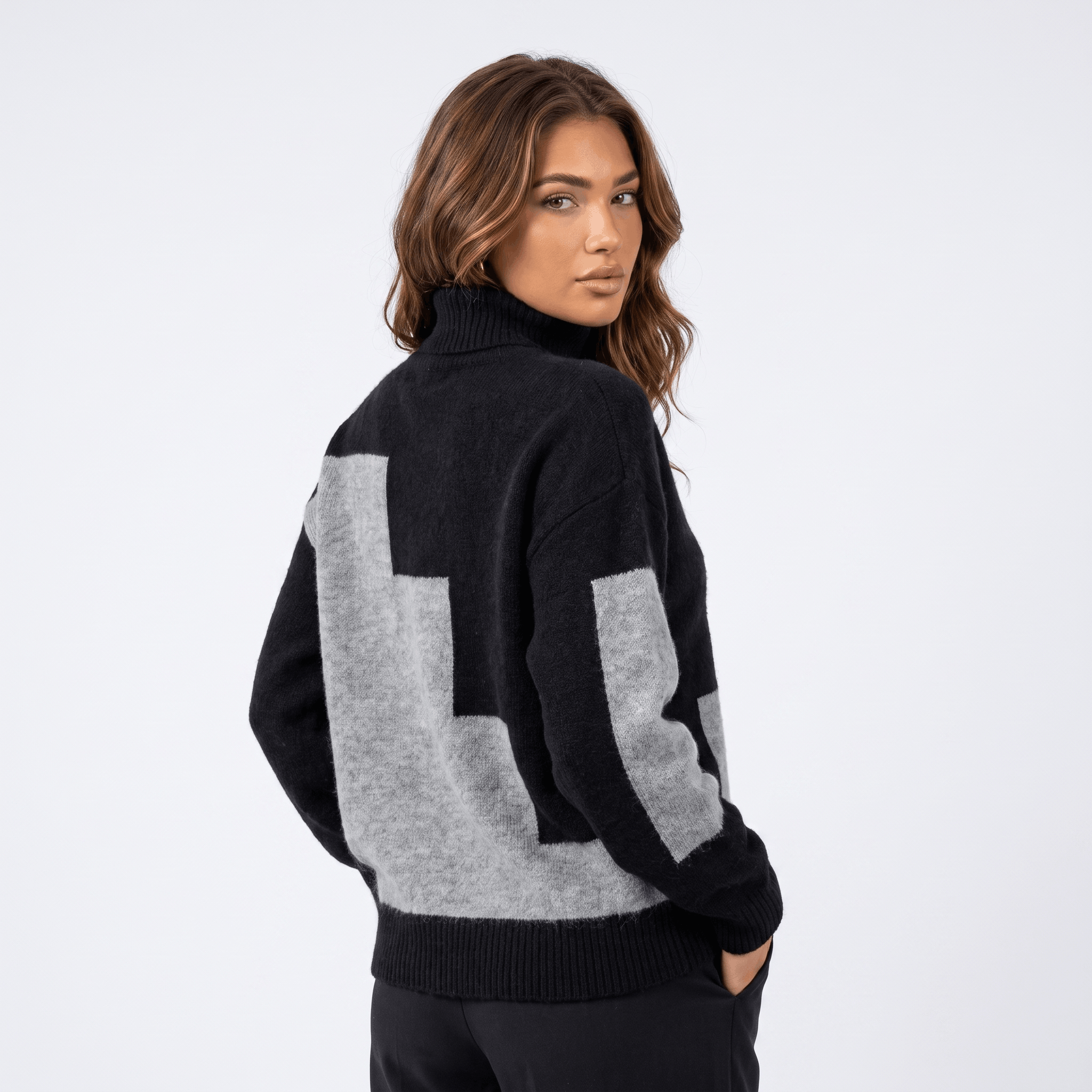 Fiona Geometric Turtleneck Sweater – Heavy Knit Pullover