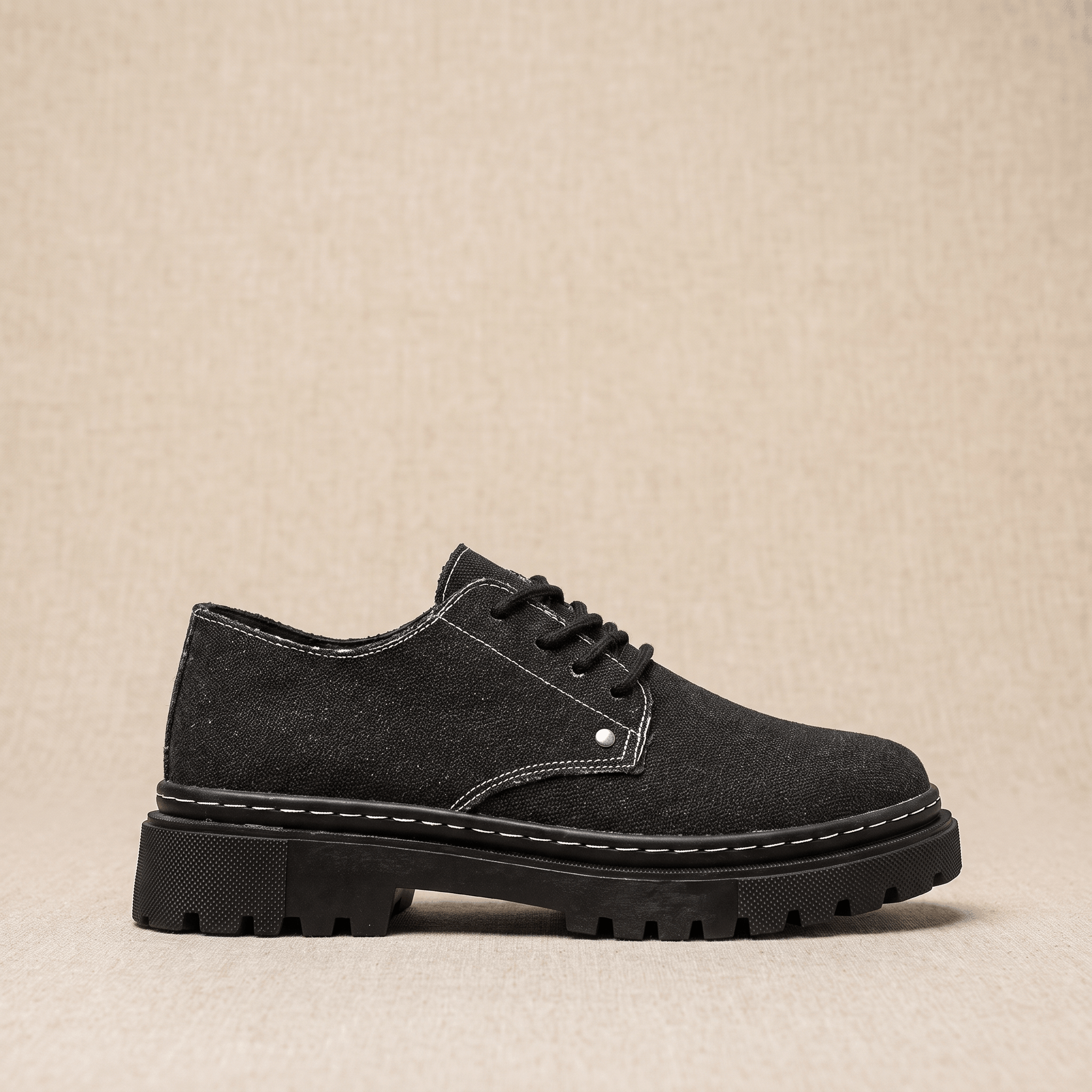 Giovanni Denim Frayed-Edge Shoes – Cushioned Lace-Up Footwear