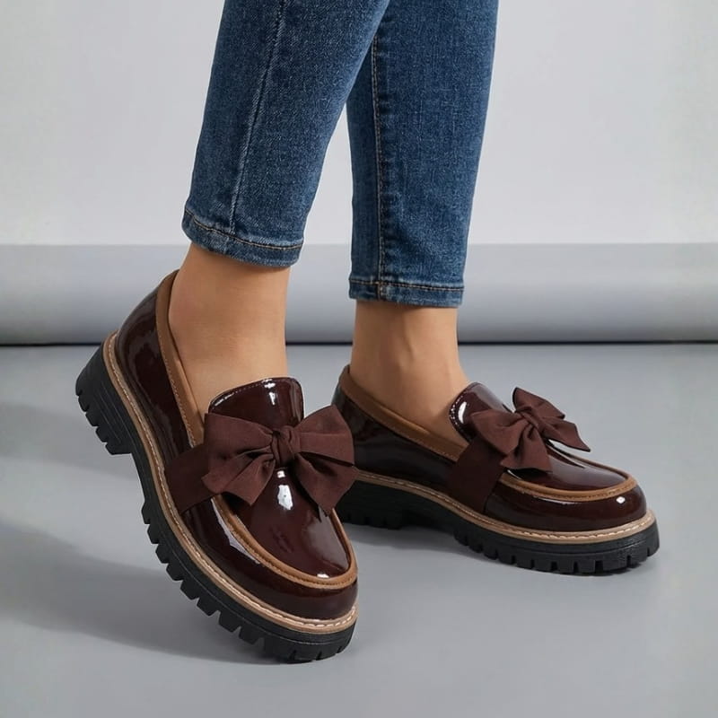 Sandy Women’s Bowknot Leather Loafers