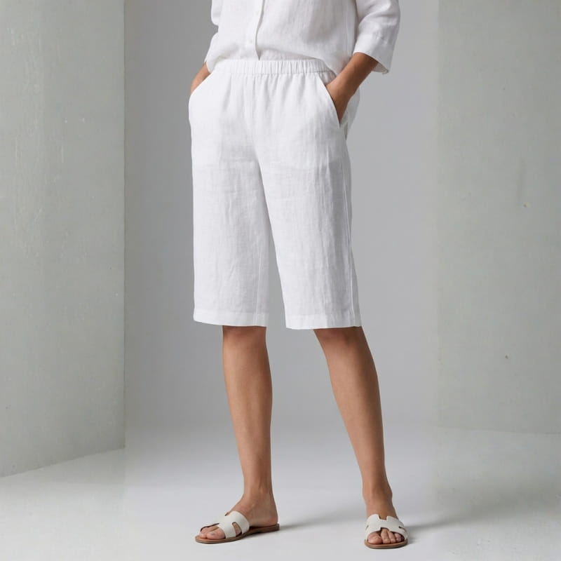 Elena Breathable Linen Knee-Length Shorts – Tailored Relaxed Summer Fit