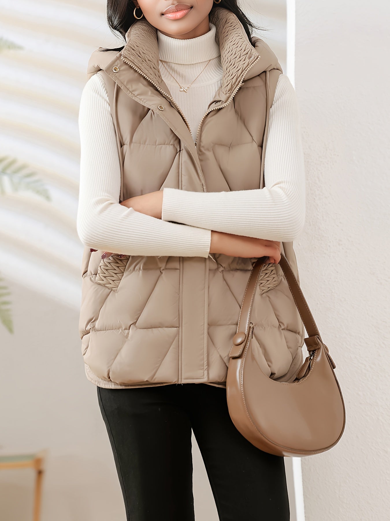 Reyna Women's Quilted Puffer Gilet – Soft-Touch Viscose with Detachable Hood