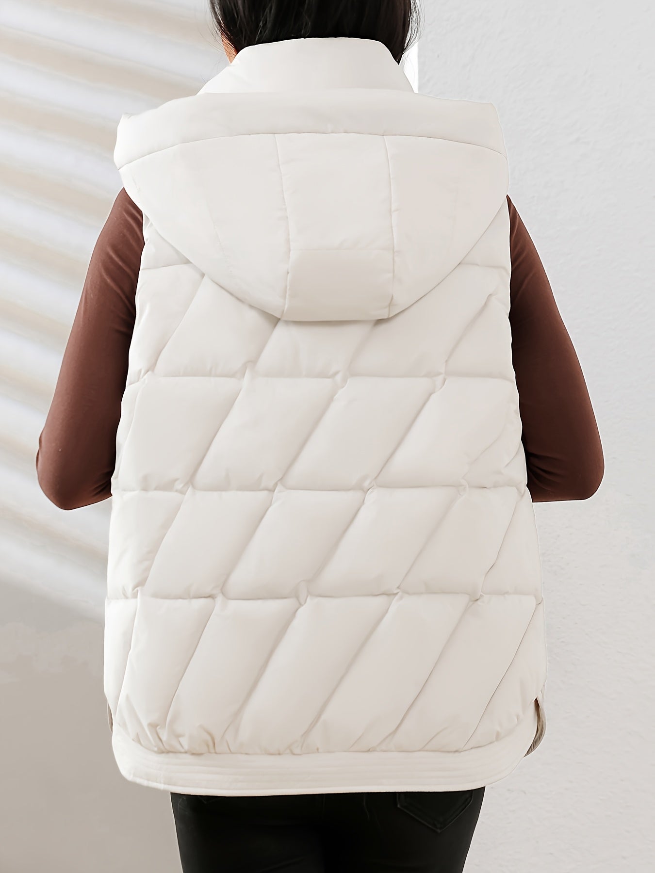 Reyna Women's Quilted Puffer Gilet – Soft-Touch Viscose with Detachable Hood