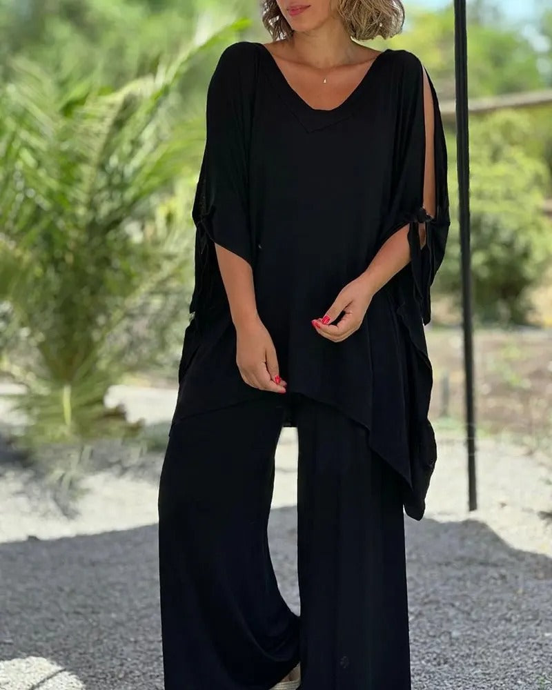 Nora Lounge Set – V-Neck Top & Wide-Leg Trousers, Relaxed Fit