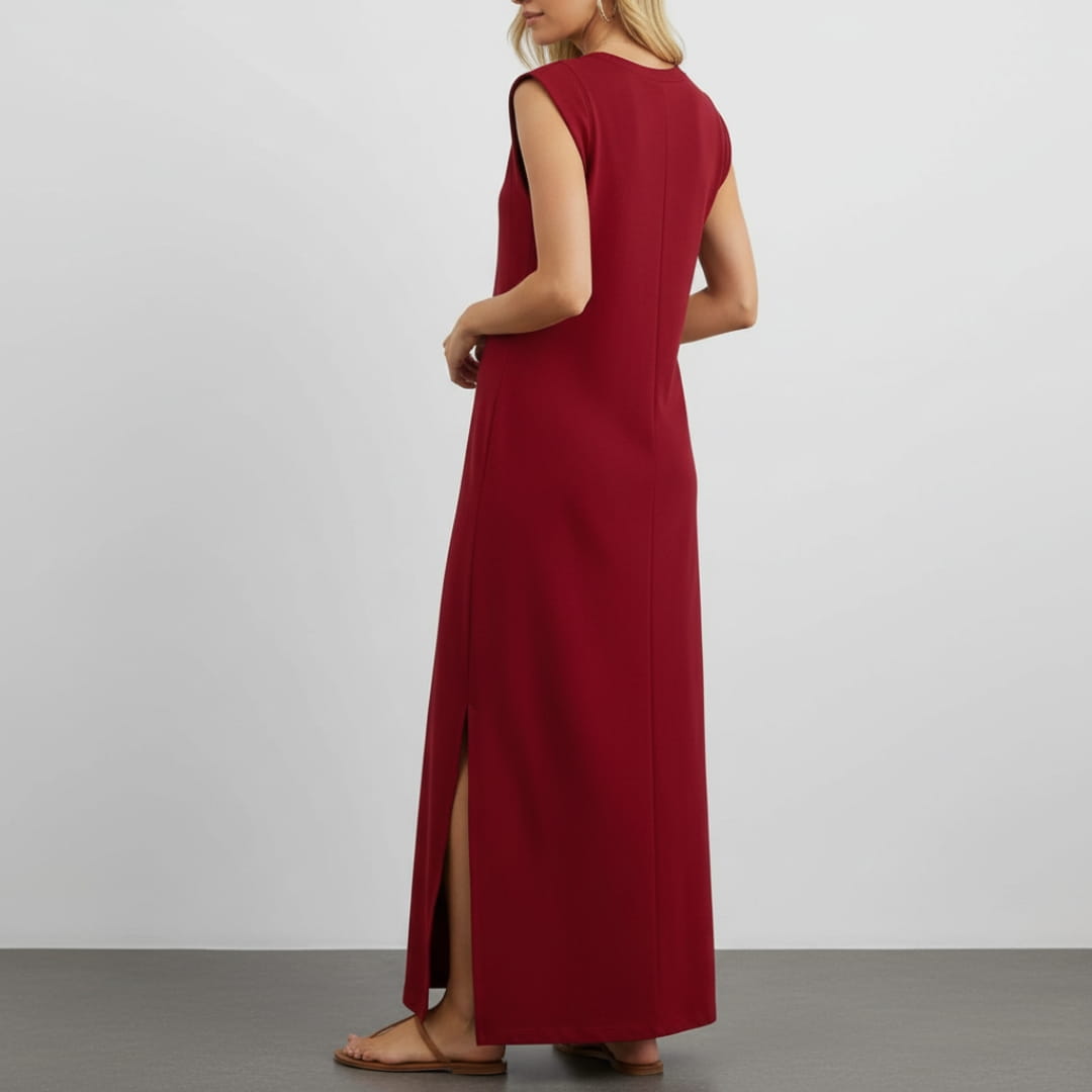 Leona Sleeveless Maxi Dress – Wrinkle-Resistant with Pockets & Side Slit