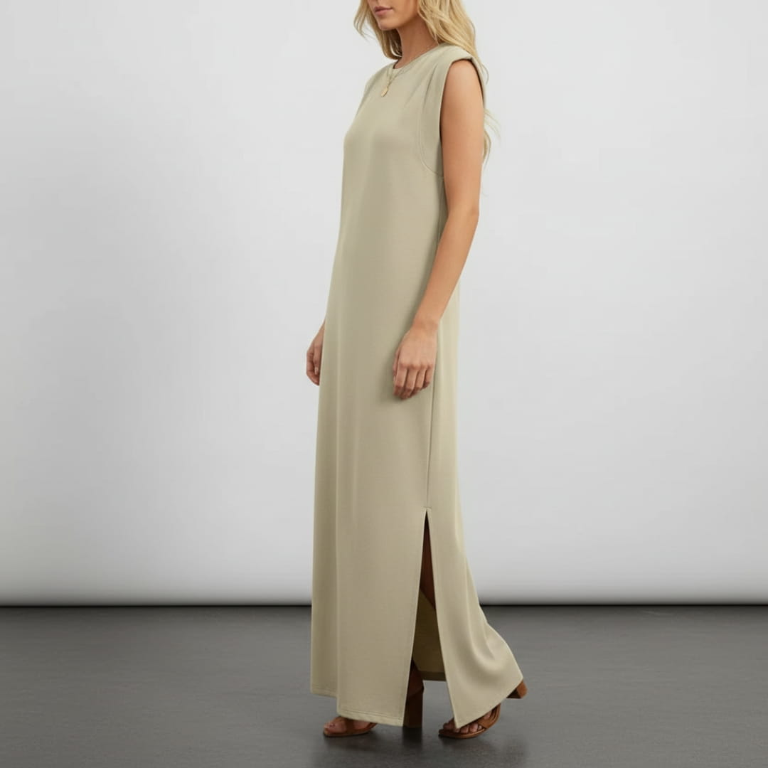 Leona Sleeveless Maxi Dress – Wrinkle-Resistant with Pockets & Side Slit